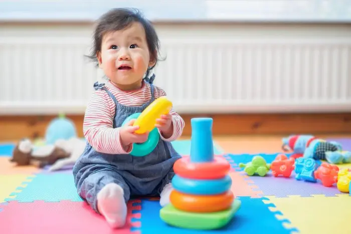 A Guide to Montessori and RIE Baby Practices