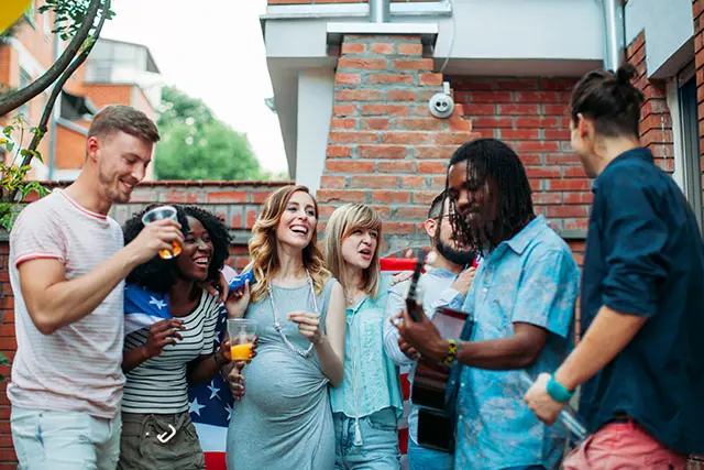 Setting Boundaries with Family and Friends During Pregnancy