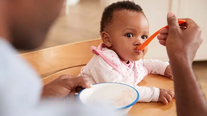 Starting Solids: Complete Guide to Baby's First Foods