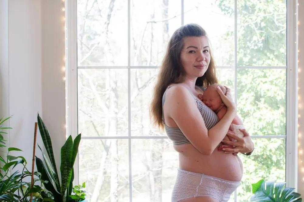 Your Postpartum Body: What to Expect in the First 6 Weeks